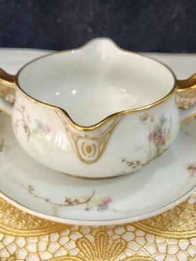 Theodore Haviland Limoges France Gravy Boat w/Attached Underplate